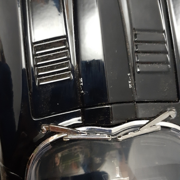 Vintage 1961 Mako Shark Corvette Collectible Model Car - Picture 5 of 7